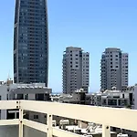 Modern 3bdr_top Floor_lux_suite_balcony Apartment *